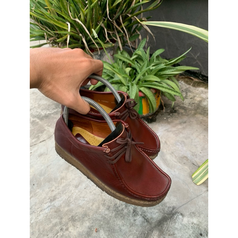 Clarks wallabee leather maroon