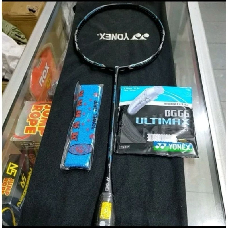RAKET BADMINTON YONEX VOLTRIC Z FORCE 2