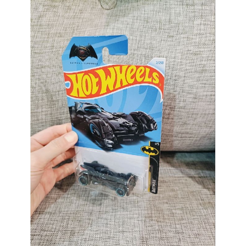 hot wheels batmobile