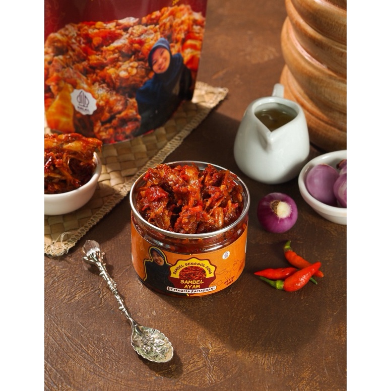 

Langsung dibeli sambel ayam suwir