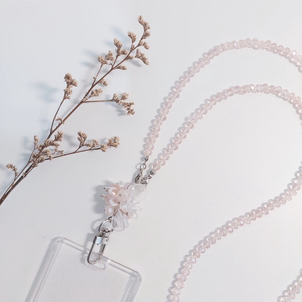 

ART V5X Lalaluna LANYARD CRYSTAL BEADS GANTUNGAN ID CARD BLOOM