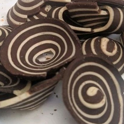 

Kuping Gajah Cokelat Setengah Kilo