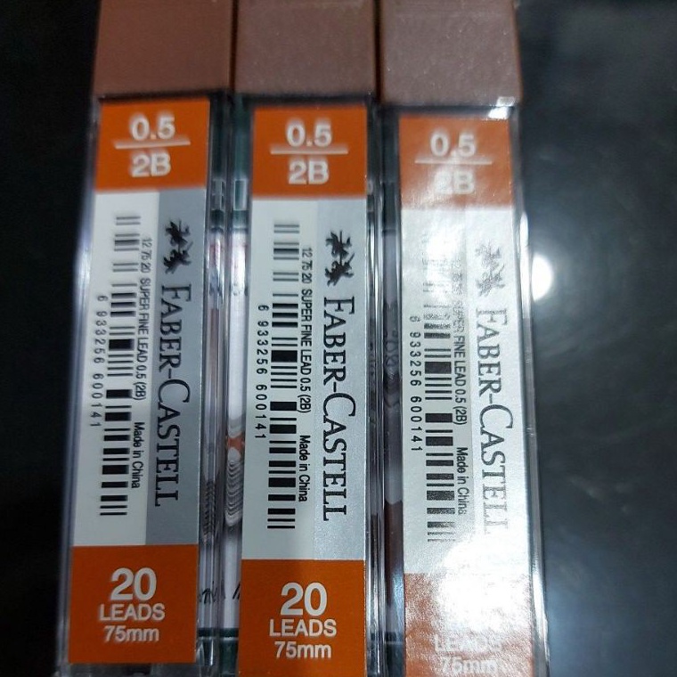 

ART A9R isi pencil mekanik faber castle 5 2b tertera harga 1 pack besar 12 tube