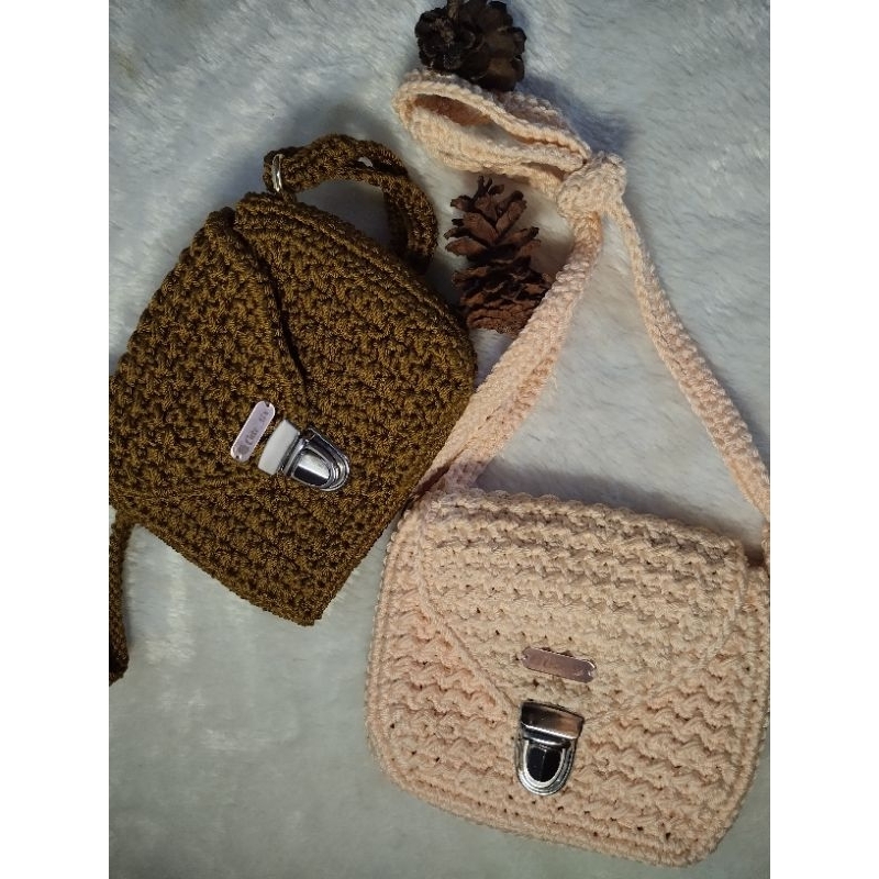 Tas selempang rajut handmade|tas hp selempang|tas custom|tas rajut korea