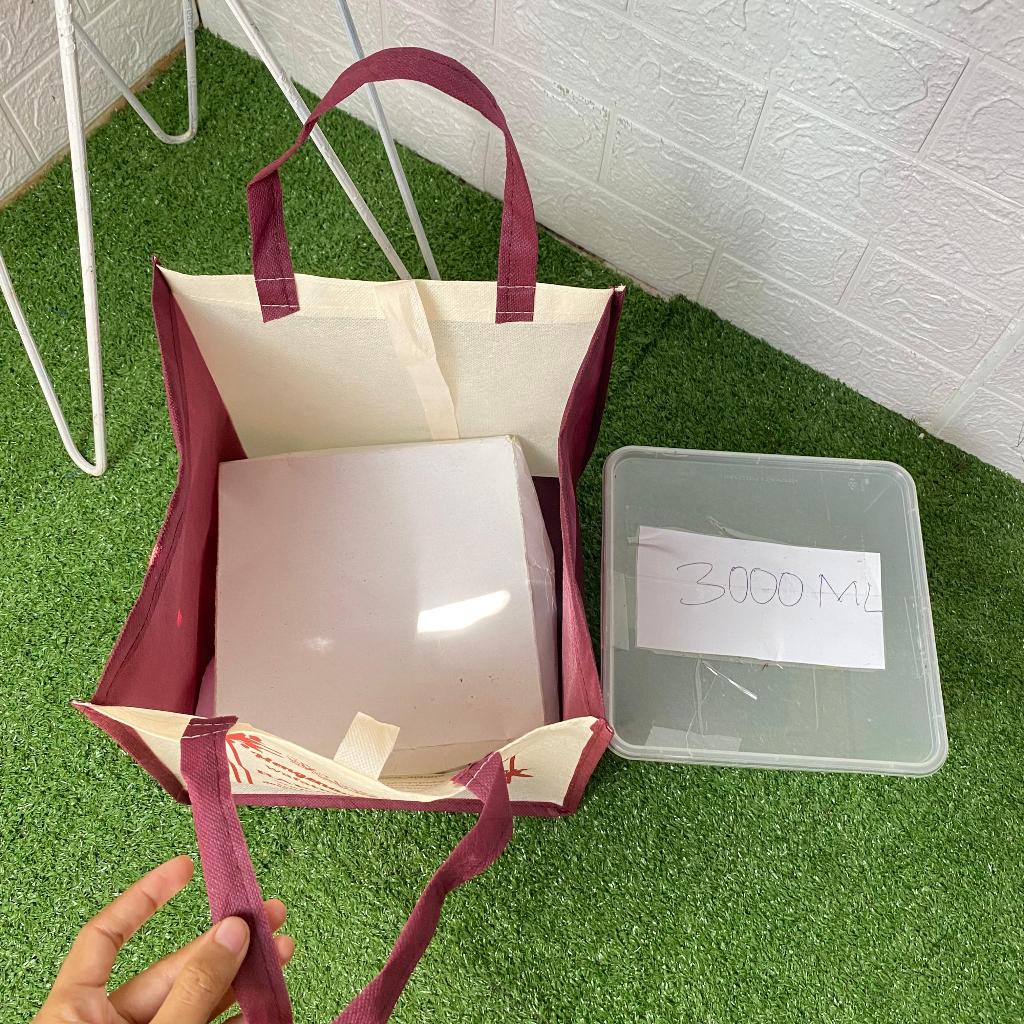 

tas khitanan /tas walimahan/tas hajatan/tas selamatan/tas Haul/tas kotak nasi (GRATIS SABLON)uk Tas/P24xL24xT25cm
