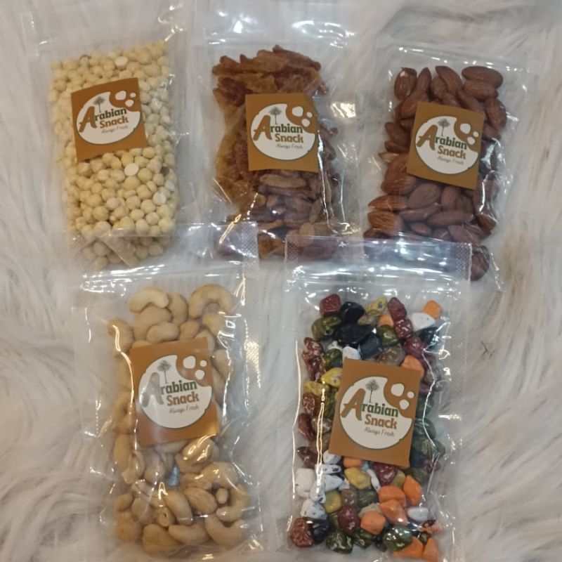 

ARABIAN SNACK paket bundling coklat batu kerikil /oleh oleh arab murah/ jajanan arab kekinian/ kacang arab mete almond