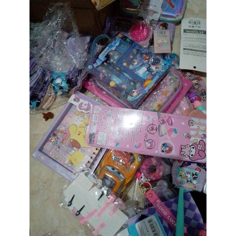 

paket bebas pilih alat tulis dan aksesoris