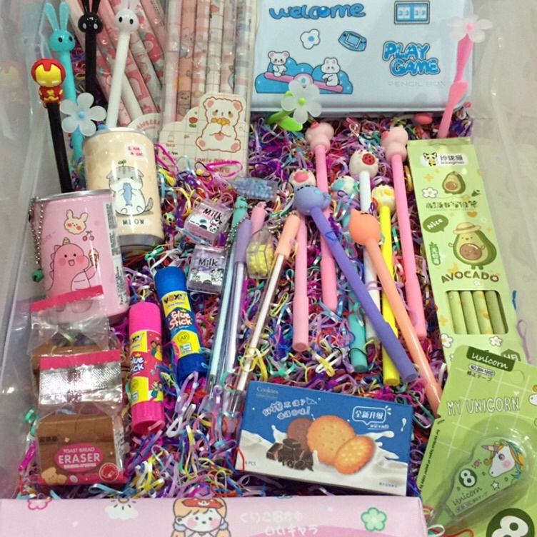 

ART P13W CAPIT ALAT TULIS PREMIUM PAKET ALAT TULIS