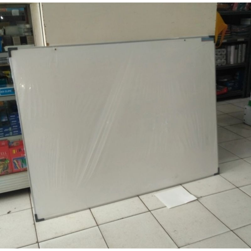 

Cemerlang White Board Single Face Non-Magnet 90 cm x 120 cm / Papan Tulis.
