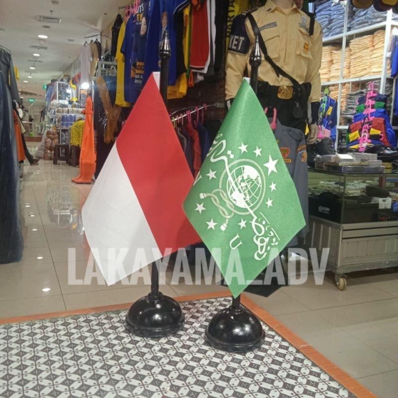 bendera meja bendera INDONESIA dan NU terbuat dari bahan satin dengan proses printing