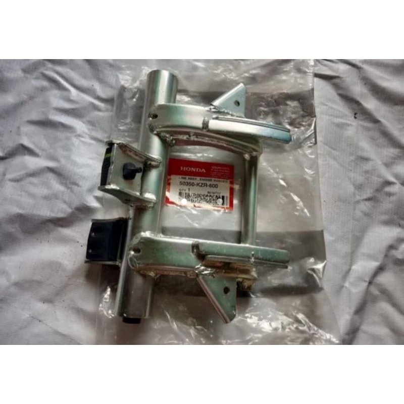 engine mounting Vario 125 old ORI ahm