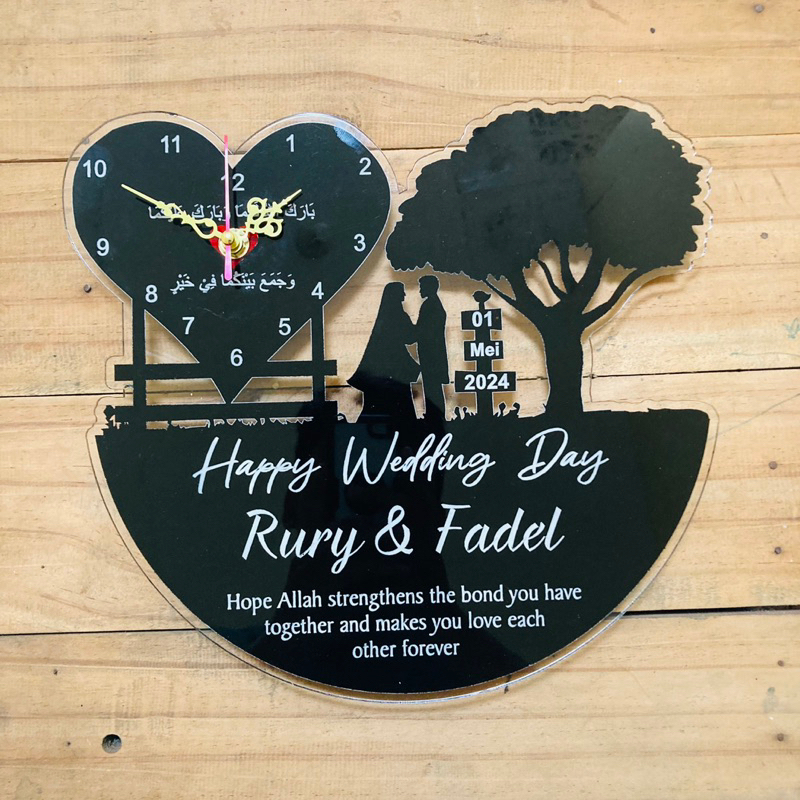 

Kado Pernikahan Islami Custom Bonus Box Kado dan Pita unik