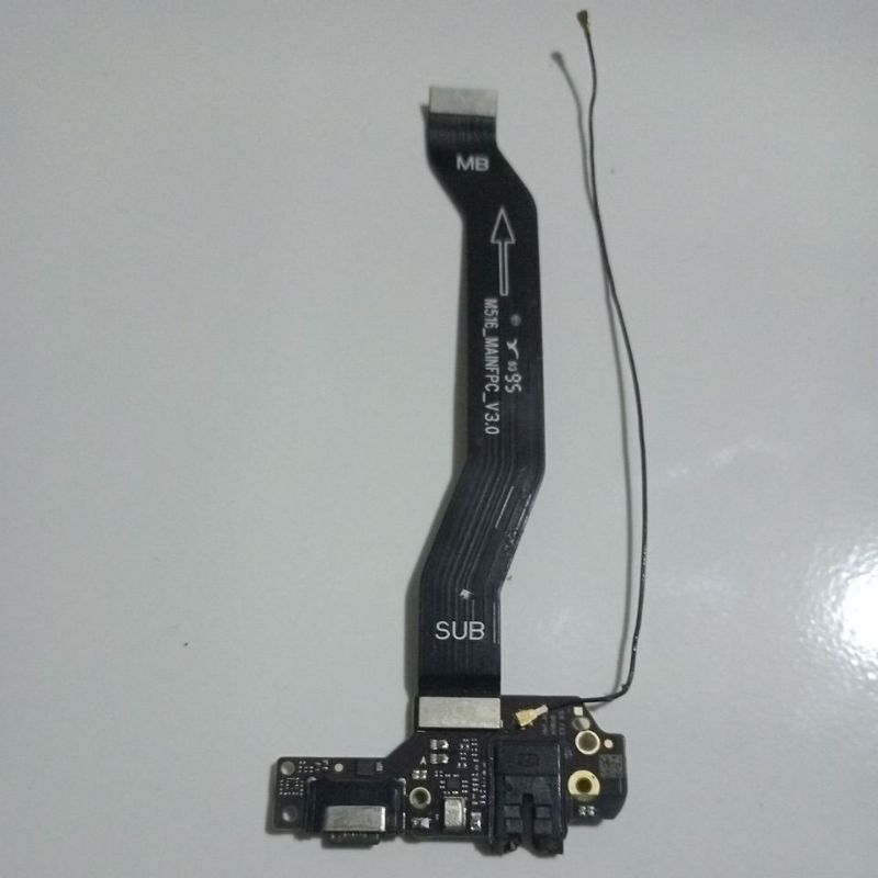 CONEKTOR FLEKSIBEL PAPAN CAS HP REDMI NOTE 8