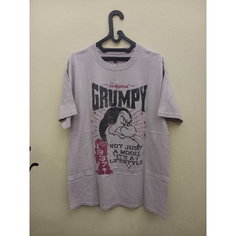 Preloved Kaos Disney Parks by Hanes - Grumpy - Size L