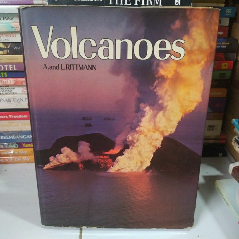 Buku volcanoes