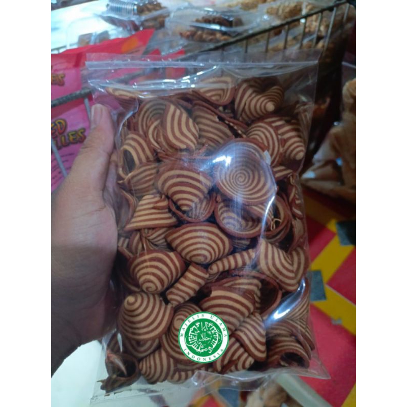

Keripik_Kuping Gajah Coklat