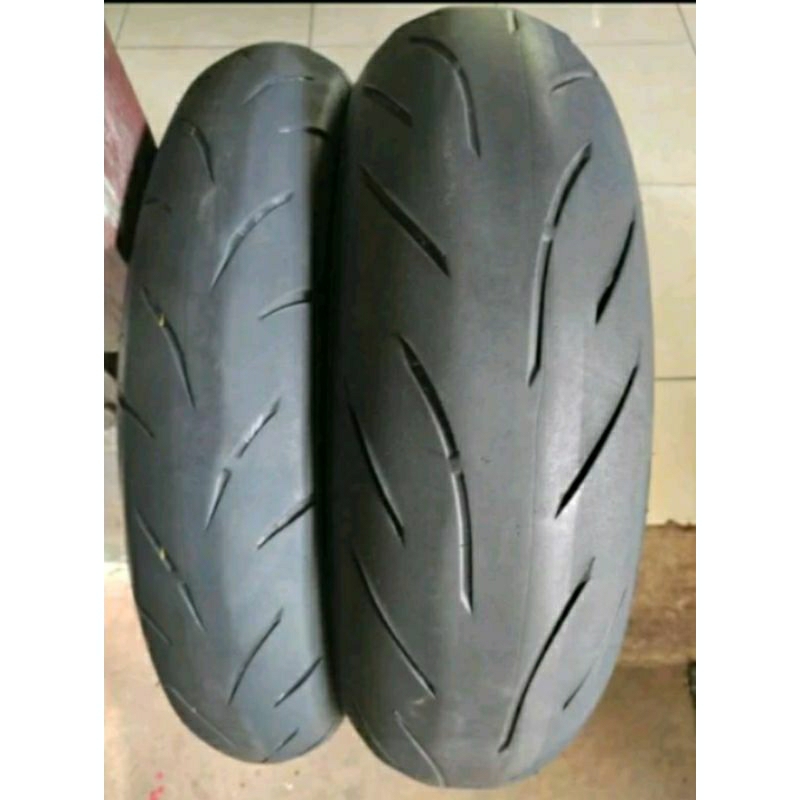 Ban Tubles Ukuran 120/70-17&150/60-160/60 Ring 17 Merek Bridgestone BATTLAX&DunlopMichelin