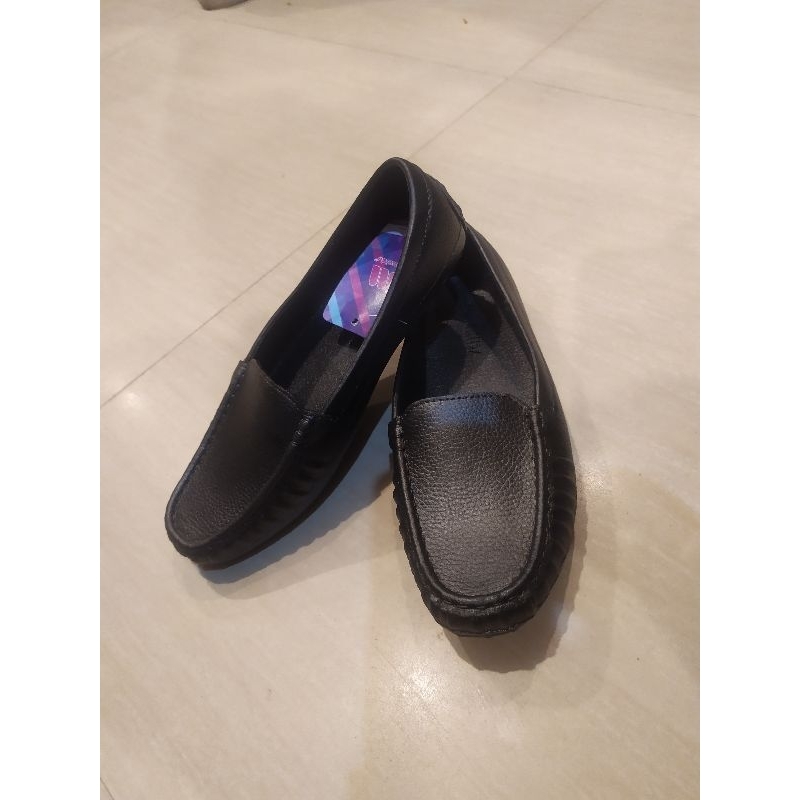 Sepatu kerja wanita YUMEIDA karet / sepatu kerja karet hitam / sepatu karet wanita