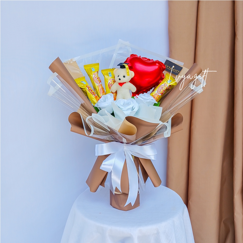 

LVYA.GIFT 4311.37 BUKET SNACK MIX BALON LOVE MINI MIX BONEKA MINI PREMIUM