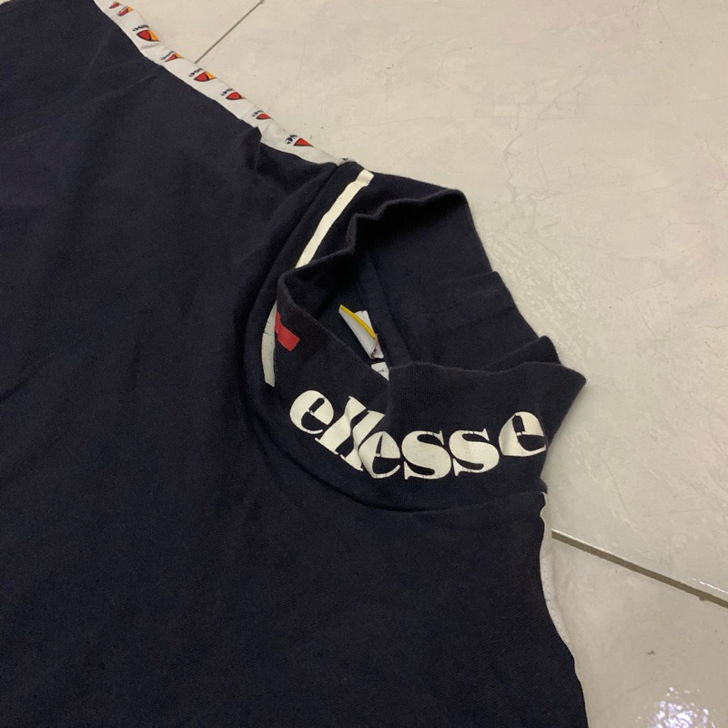 Ellesse kaos pendek turtle neck second original