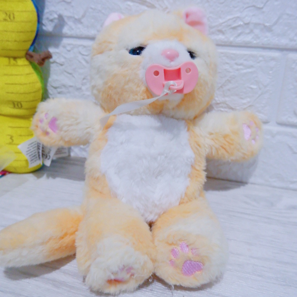 Boneka Little Live Pets Cozy Dozy Kip Kucing Bear