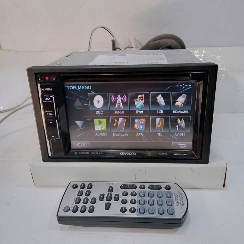 head unit double Din Kenwood ddx515bt bluetooth 7 inch