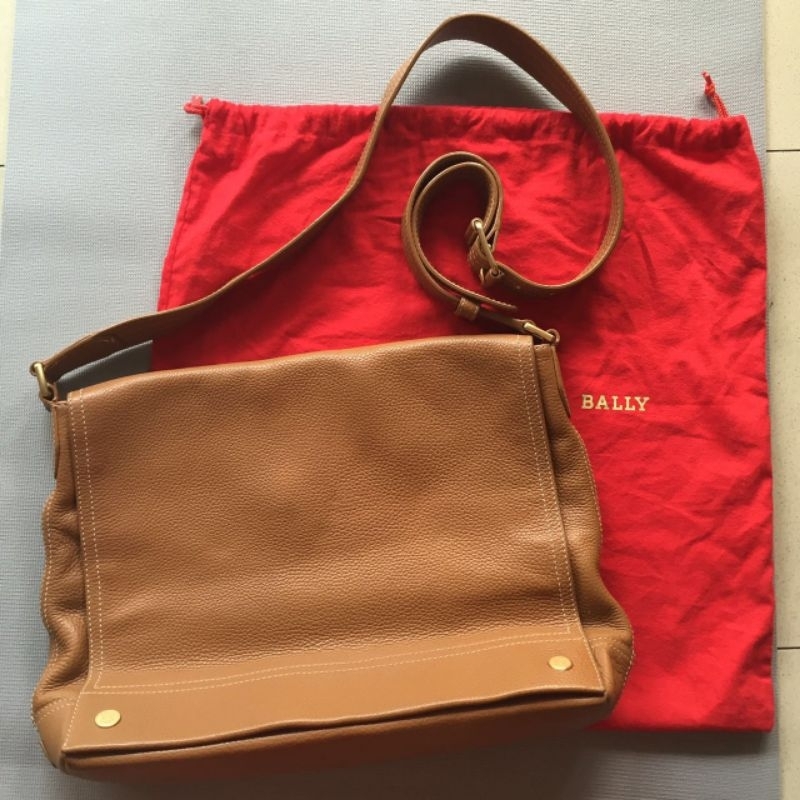 Bally Messenger Bag Preloved