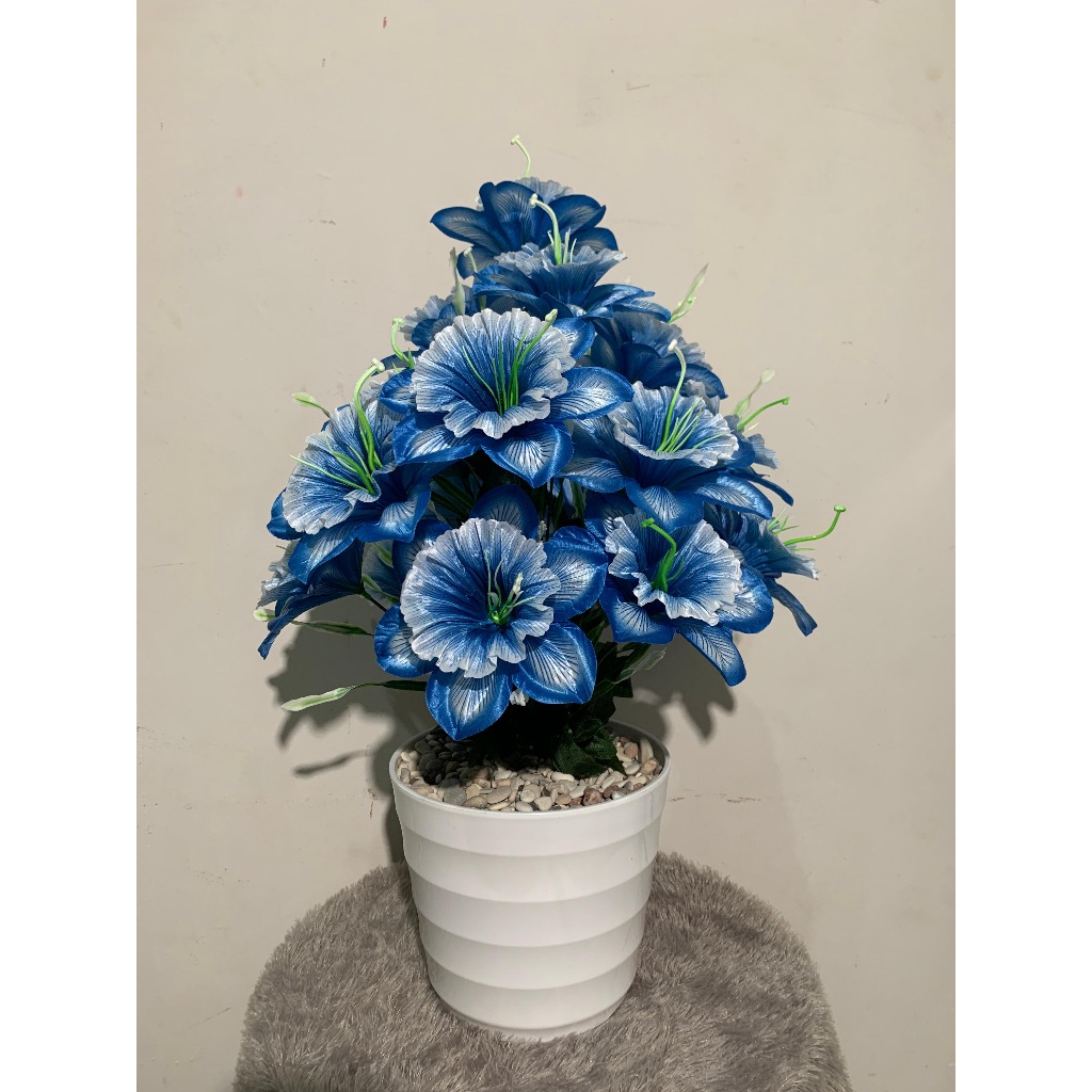 BUNGA AMARILIS SEPATU Artificial aron panda 18kuntum dengan pot plastik Bulat Elegan bunga sudut rua