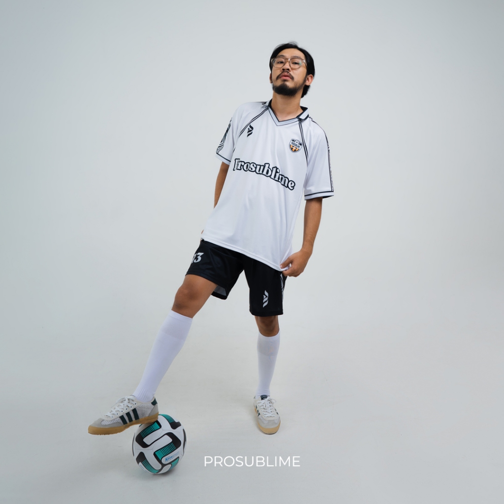 Jersey Futsal  & Jersey Sepak Bola /  CLASSIC BLACK FUTSAL RETRO Jersey PROSUBS - Jersey Futsal Jumb