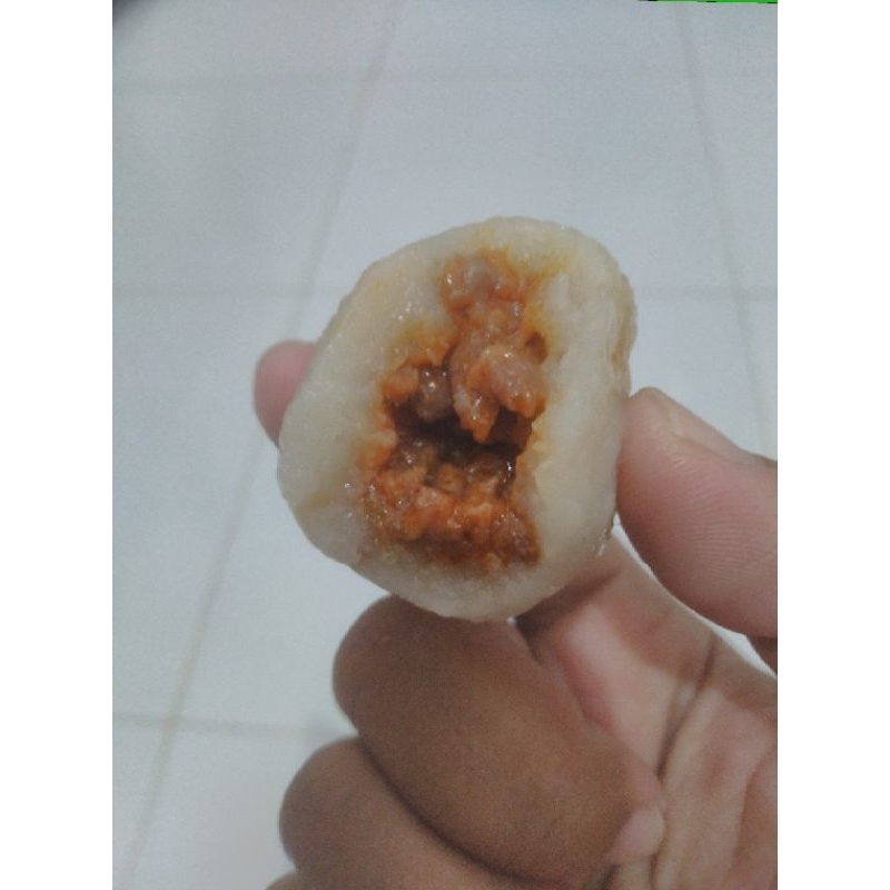 

Pempek ikan / pempek daging