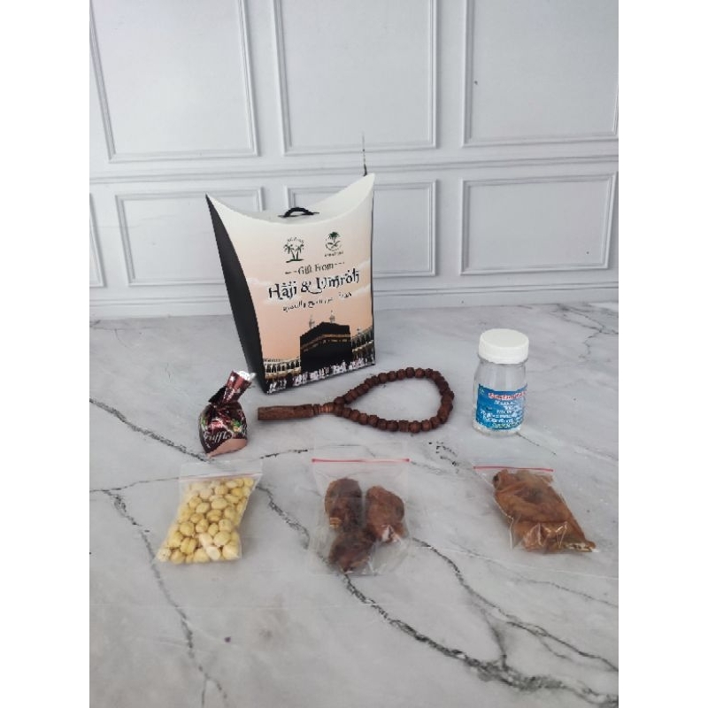 

Paket 6 oleh oleh haji & umroh (paket 6)