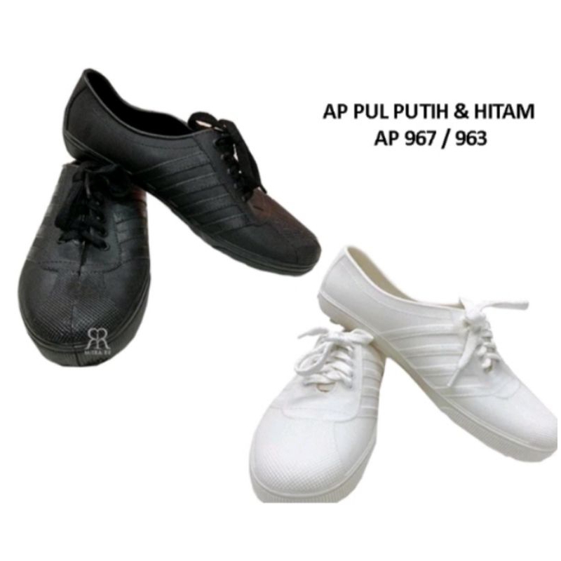 Sepatu Karet AP Boots Multi Fungsi- AP Pul Bola 963 Putih dan 967 Hitam AP boot Sepatu
