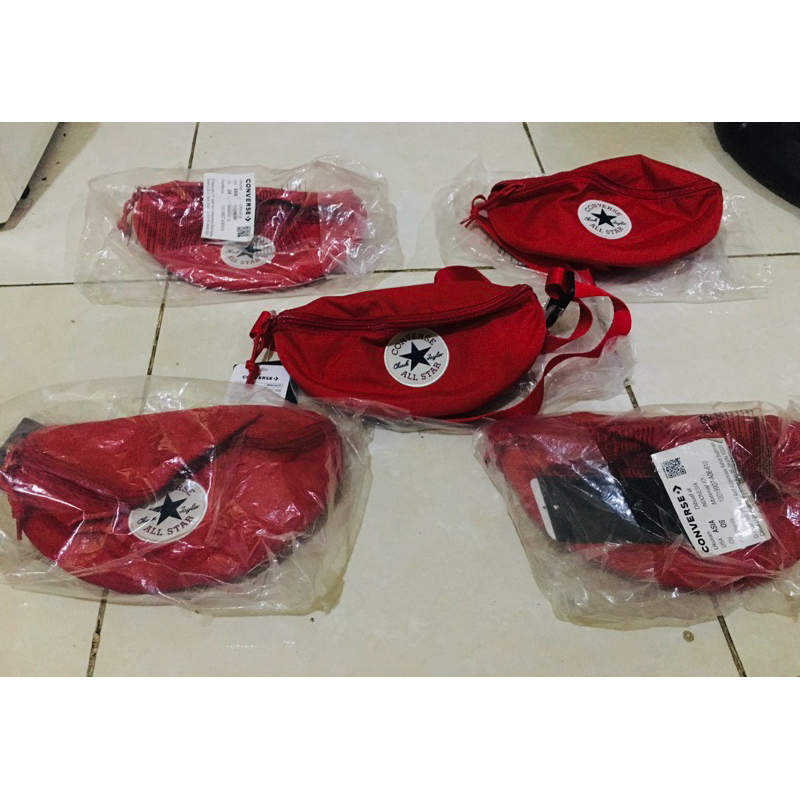 tas slempang converse Red
