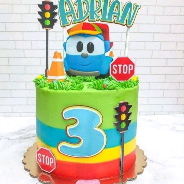 

cake toper//custom cake.toper