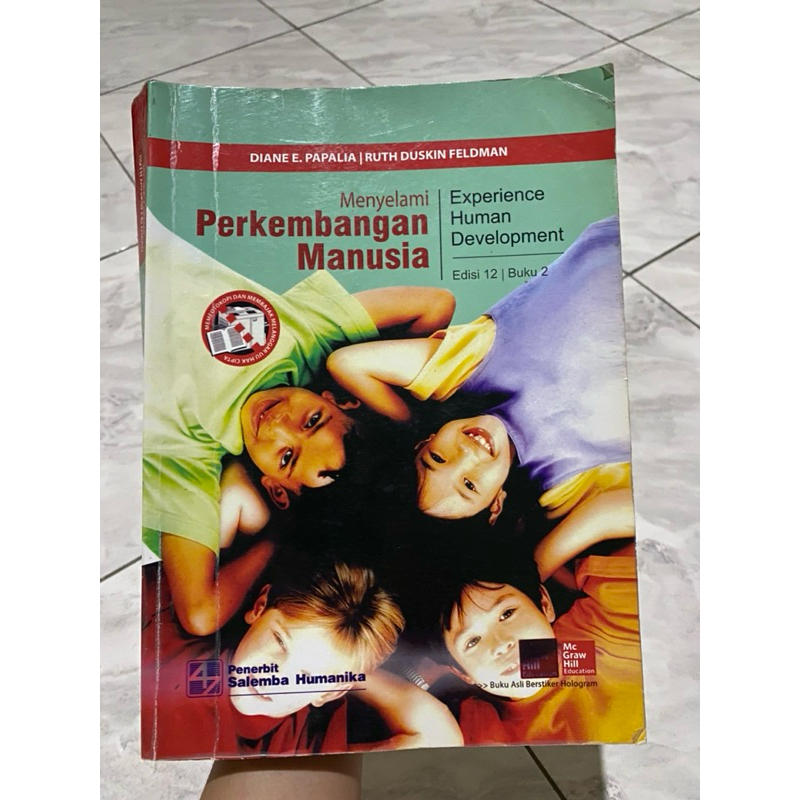 

Buku Buku DIANE E. PAPALIA | RUTH DUSKIN FELDMAN Menyelami Perkembangan Manusia (Experience Human Development) Edisi 12 Buku 2