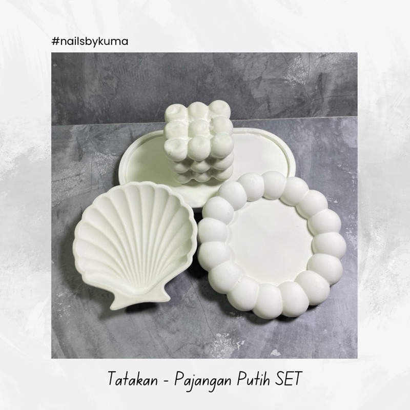 (NEW) 1 SET Tatakan Pajangan Putih Properti Foto Nail Art Charm Meja