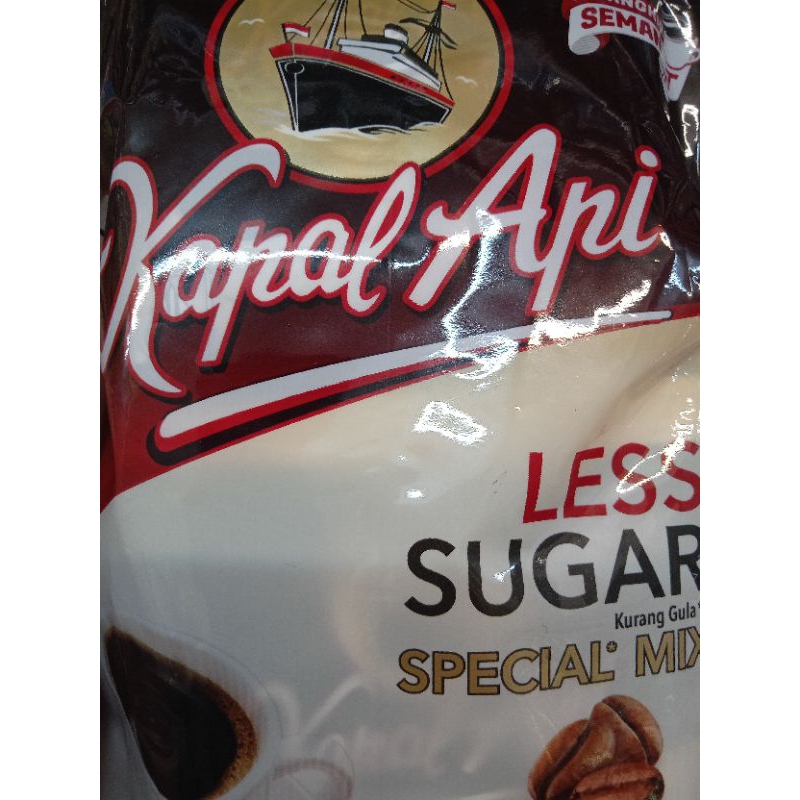 

kopi kapal api spesial mix less sugar per renceng isi 10 sachet