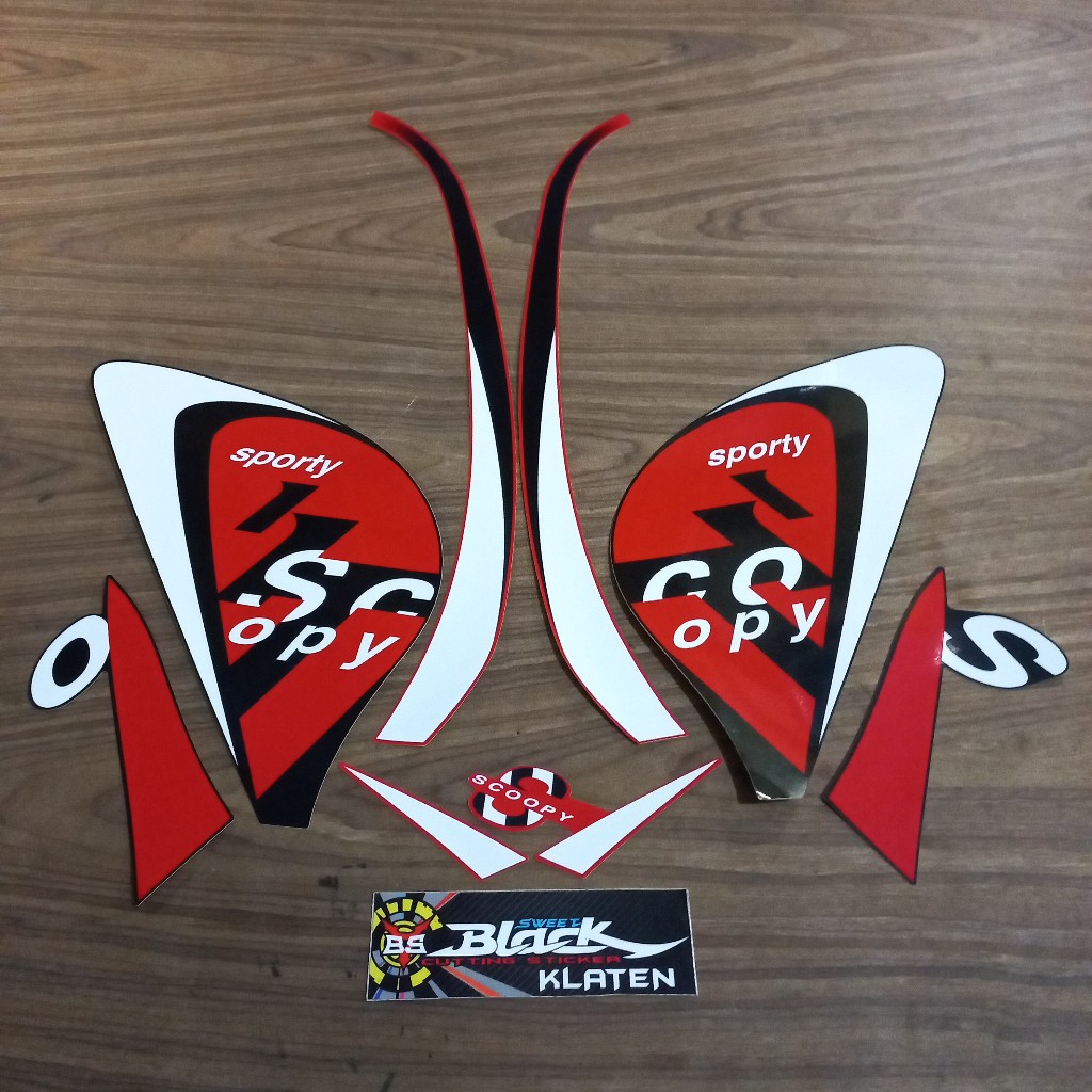 STRIPING SCOOPY SPORTY 2022