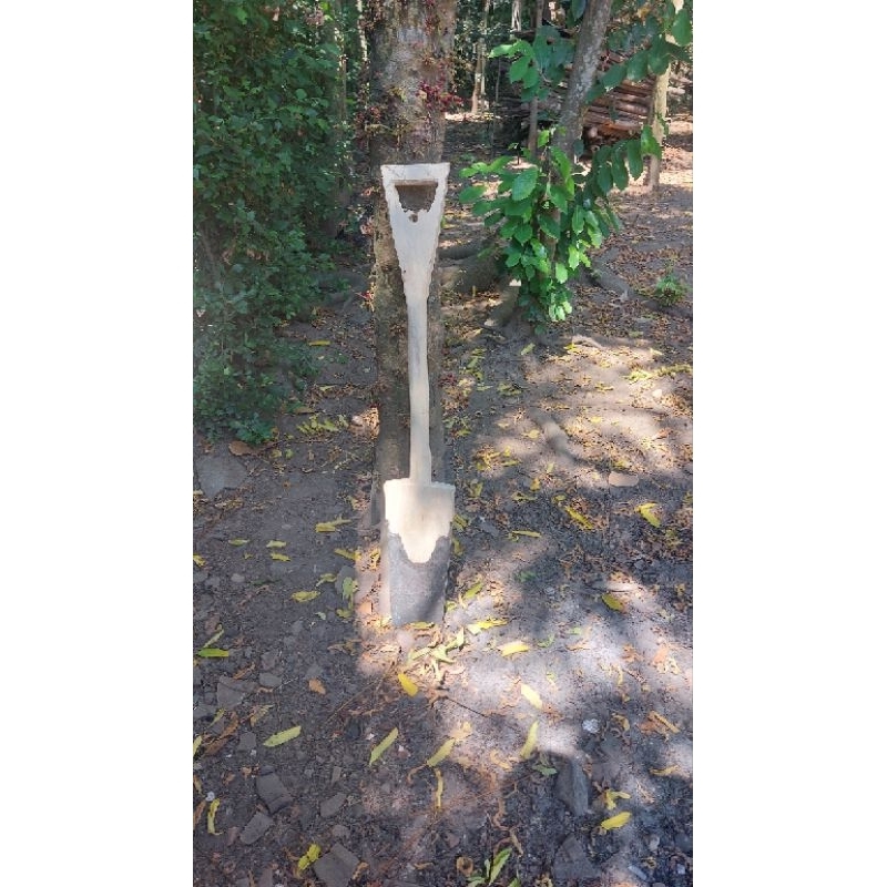 Lempak baja kayu mahoni awet kokoh untuk tanah sawah