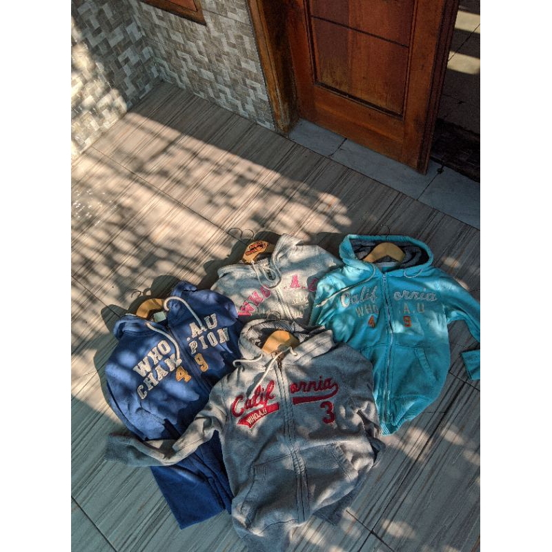 Zh who navy & zh who biru