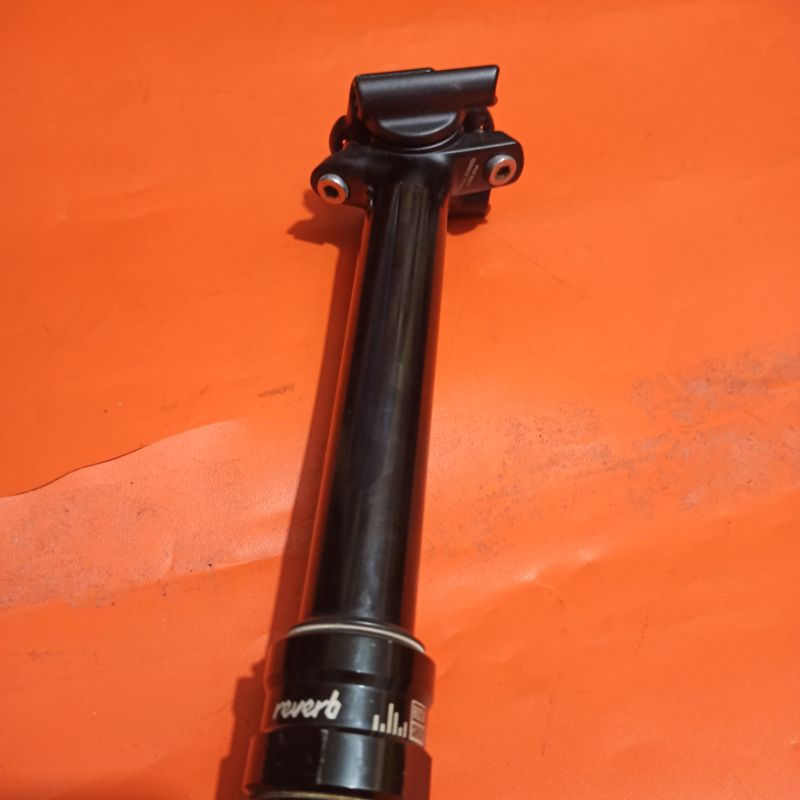 Seatpost Hidrolik Dropper Post Rockshox Reverb 31.6 Travel 125mm