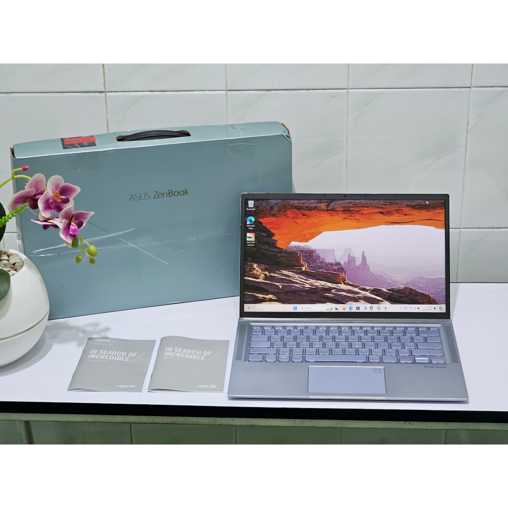 ASUS Zenbook 14 UM431DA AMD Ryzen 5 Ultra slim ringan kencang Premium