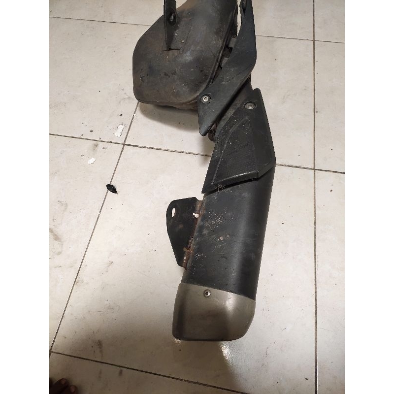 knalpot original Yamaha R25