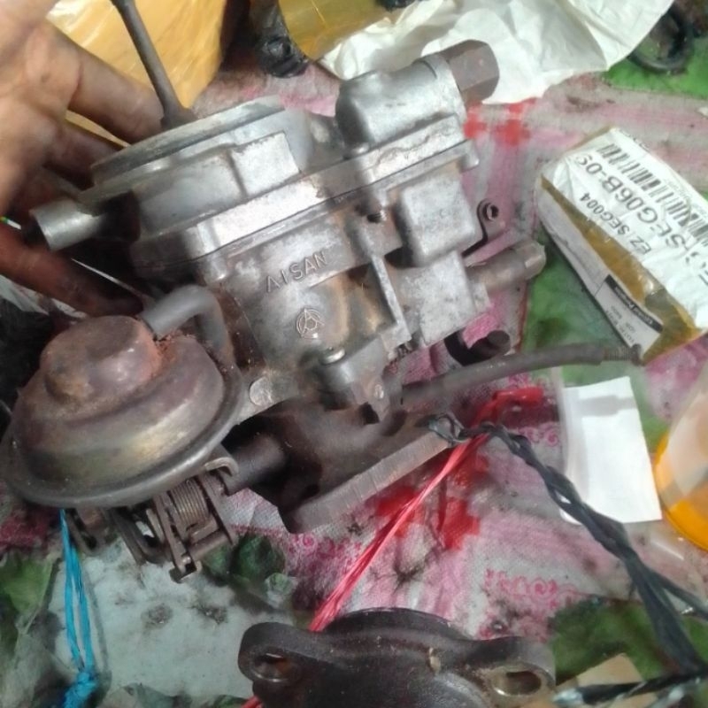 karburator karbu Toyota kijang 5k barang asli original copotan masih normal,,