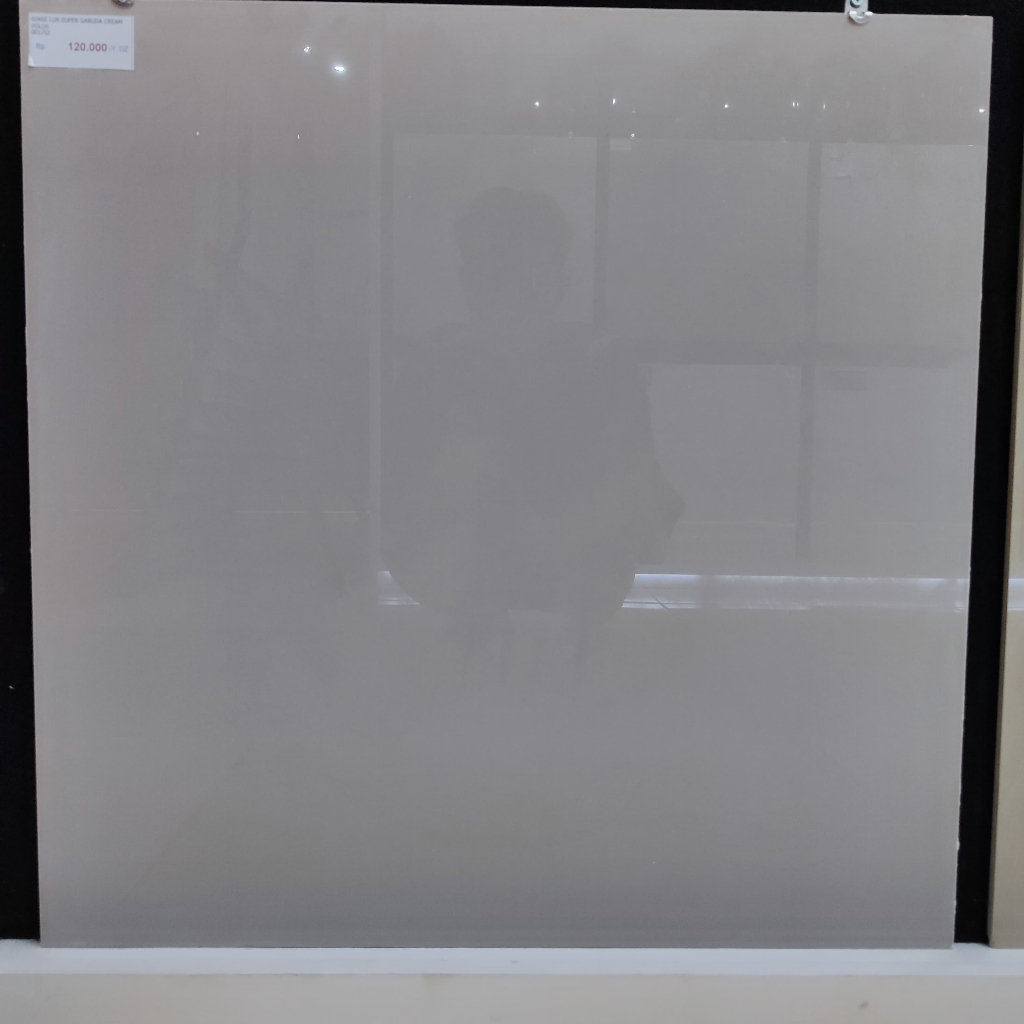 Granit Lantai Cream 60x60 Lux Super Garuda Cream Polos Single Loading