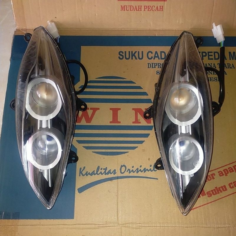 lampu sein depan Jupiter z 2010 fulshet/front winker Assy Jupiter z 2010/win