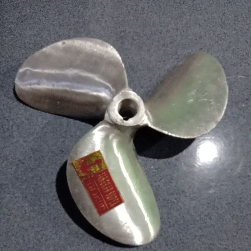 Baling Baling Kapal ts150