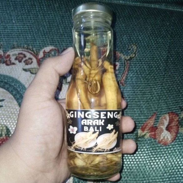 

Ginseng Merah Korea + Botol + 4RAK Bali 40% + Botol kaca 310ML