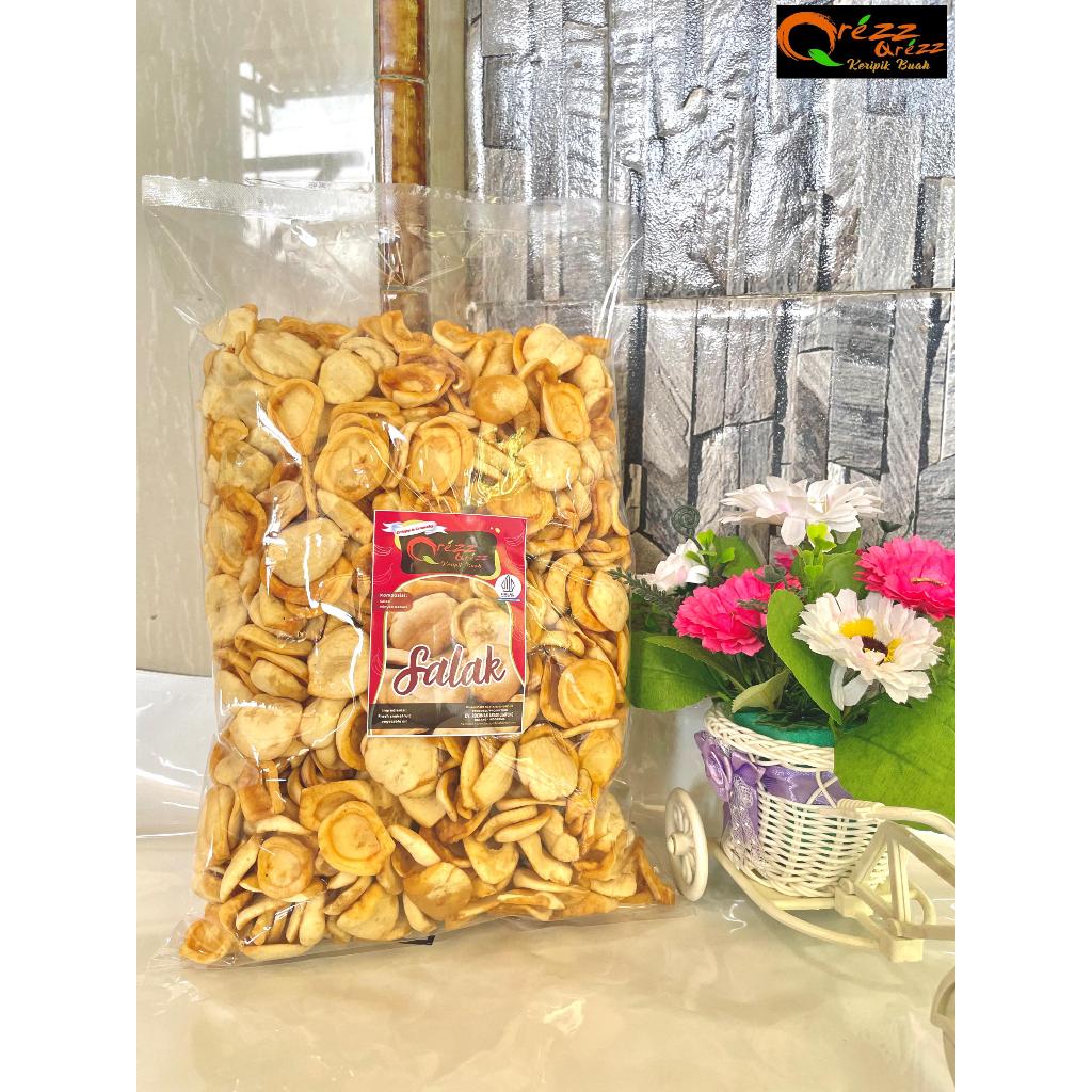 

KERIPIK BUAH 1 KG. KERIPIK NANAS, PISANG KEPOK, KRUWEL, SALAK, APEL, NANGKA DAN EMPING MELINJO