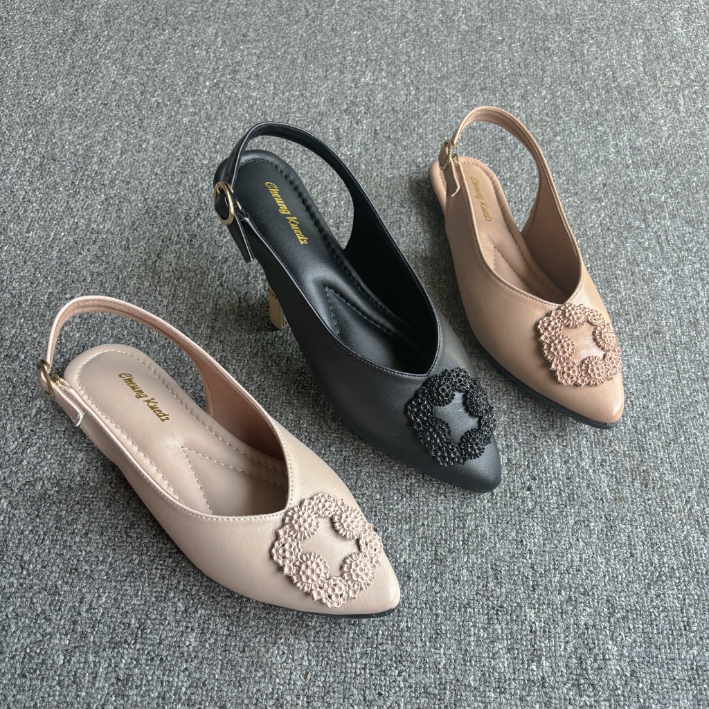 CHEUNG KUEDZ ROSE  Sepatu Flat Ballerina